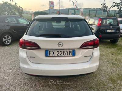 Opel Astra 1.4 Turbo 110CV EcoM Sports Tourer Innovation Bianco usata Altidona