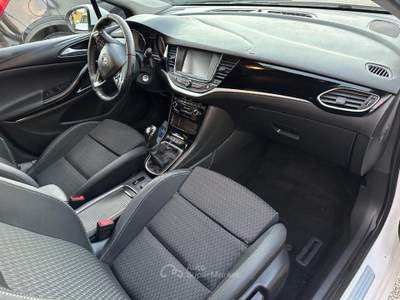 Opel Astra 1.4 Turbo 110CV EcoM Sports Tourer Innovation Bianco usata Altidona