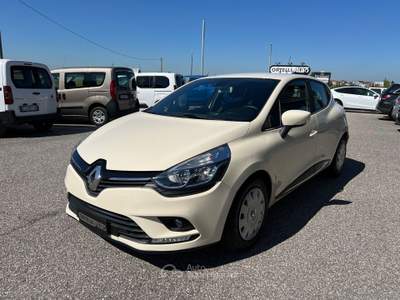 Renault Clio Clio 1.5 dCi 8V 75CV S&S ENERGY ZEN N1 AUTOCARRO +IVA Bianco usata Cerea