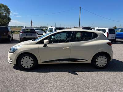 Renault Clio Clio 1.5 dCi 8V 75CV S&S ENERGY ZEN N1 AUTOCARRO +IVA Bianco usata Cerea