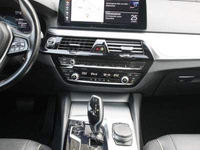 BMW Serie 5 520d d 48V xDrive Touring Business UNICOPROP. PELLE. Grigio usata Crocetta del Montello