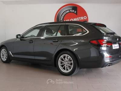 BMW Serie 5 520d d 48V xDrive Touring Business UNICOPROP. PELLE. Grigio usata Crocetta del Montello