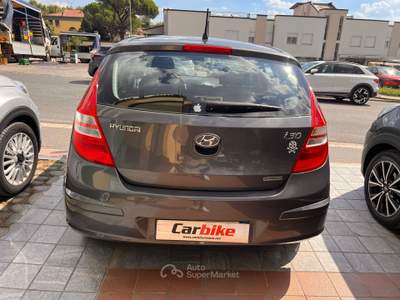 Hyundai i30 VGT 16V 90CV 5p. Grigio usata Teano