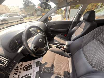 Hyundai i30 VGT 16V 90CV 5p. Grigio usata Teano