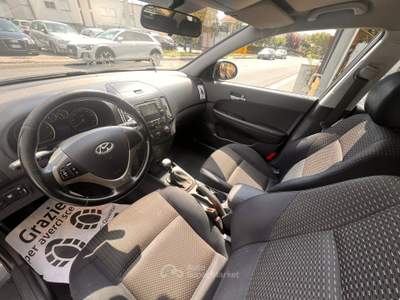 Hyundai i30 VGT 16V 90CV 5p. Grigio usata Teano