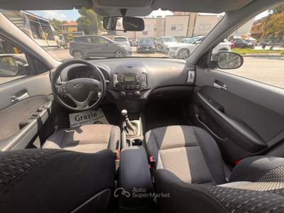 Hyundai i30 VGT 16V 90CV 5p. Grigio usata Teano
