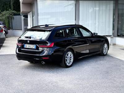BMW Serie 3 320iA 318 2.0 Benzina 156CV E6 Automatica - 2022 Nero usata Roma