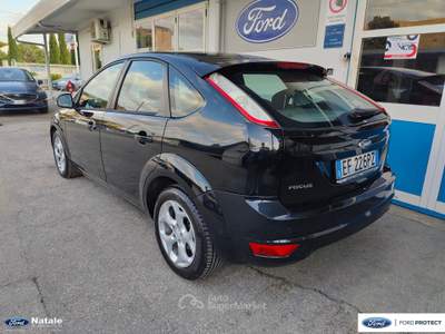 Ford Focus Focus 1.6 TDCI 110 CV berlina Nero usata Pignataro Maggiore