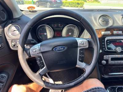 Ford Mondeo STATION WAGON Argento usata Santa Maria la Carità