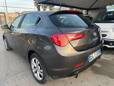 Alfa Romeo Giulietta 2.0 170 CV 2011 Grigio usata Terlizzi