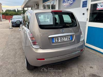 Lancia Ypsilon 1.4 GPL di serie 78 CV Grigio usata Pignataro Maggiore
