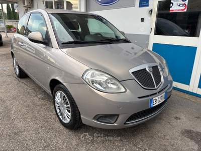 Lancia Ypsilon 1.4 GPL di serie 78 CV Grigio usata Pignataro Maggiore