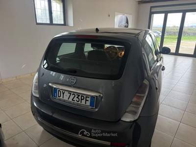 Lancia Ypsilon Argento Ecochic GPL Grigio usata LUCERA