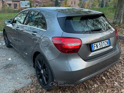 Mercedes-Benz Classe A da neopatentato, appena tagliandata, luci led ambiente  Grigio usata Casalecchio di Reno