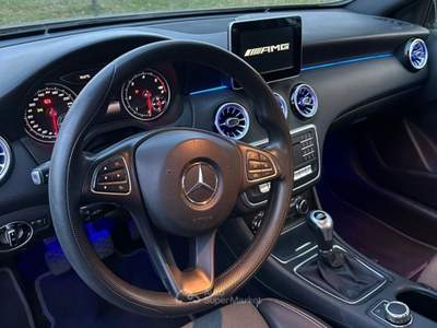 Mercedes-Benz Classe A da neopatentato, appena tagliandata, luci led ambiente  Grigio usata Casalecchio di Reno