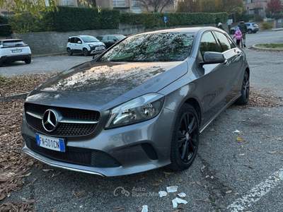 Mercedes-Benz Classe A da neopatentato, appena tagliandata, luci led ambiente  Grigio usata Casalecchio di Reno
