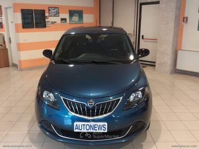 Lancia Ypsilon Ypsilon 1.0 HYBRID SILVER Blu/Azzurro usata Stradella