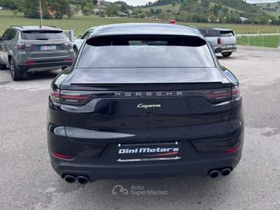 Porsche Cayenne Coupé 3.0 V6 E-Hybrid PASM PANO BOSE IVA ESPOSTA Nero usata Sant'Angelo in vado