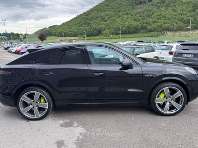 Porsche Cayenne Coupé 3.0 V6 E-Hybrid PASM PANO BOSE IVA ESPOSTA Nero usata Sant'Angelo in vado