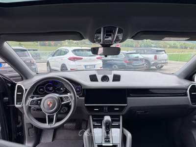 Porsche Cayenne Coupé 3.0 V6 E-Hybrid PASM PANO BOSE IVA ESPOSTA Nero usata Sant'Angelo in vado