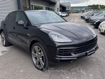 Porsche Cayenne Coupé 3.0 V6 E-Hybrid PASM PANO BOSE IVA ESPOSTA Nero usata Sant'Angelo in vado