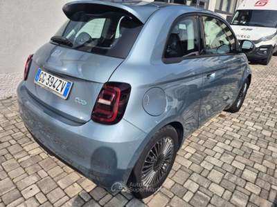 Fiat 500e 500e  42 kWh Icon Blu/Azzurro usata LECCO