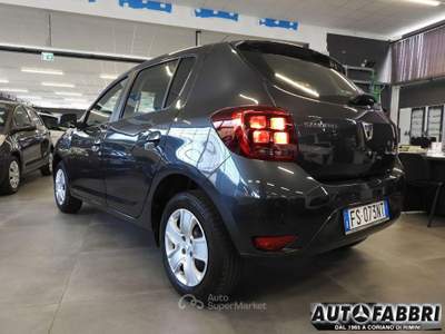Dacia Sandero 1.0 SCe 12V 75 CV Laur&eacute;ate Grigio usata CORIANO