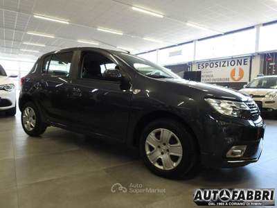 Dacia Sandero 1.0 SCe 12V 75 CV Laur&eacute;ate Grigio usata CORIANO