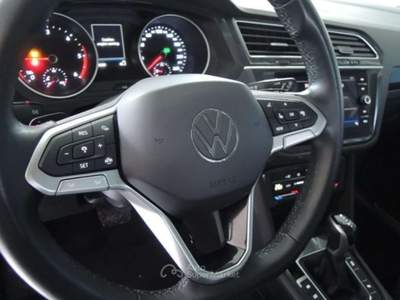 Volkswagen Tiguan 2.0 TDI 150 CV SCR DSG Life Nero usata Venezia