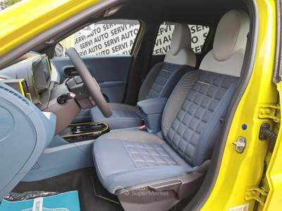 Fiat Grande Panda Grande Panda 1.2 Hybrid 110 CV S&S La Prima Giallo usata Casoria