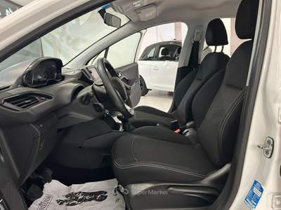 Peugeot 208 Unico proprietario non fumatore usata ARSIERO