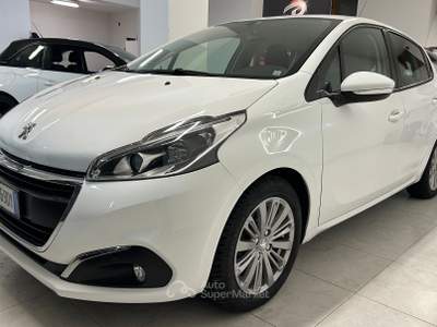 Peugeot 208 Unico proprietario non fumatore usata ARSIERO