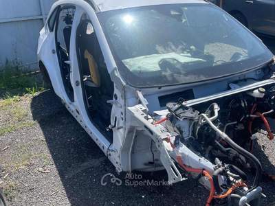Ford Kuga 2.5 Plug In Hybrid 225cv Ritrovamento da Furto Bianco usata Sarno