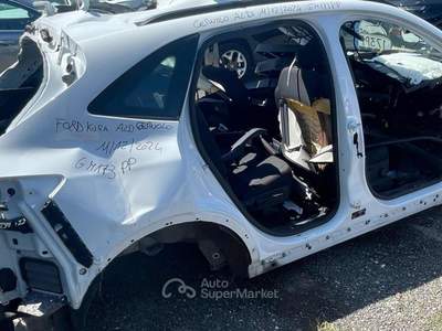 Ford Kuga 2.5 Plug In Hybrid 225cv Ritrovamento da Furto Bianco usata Sarno