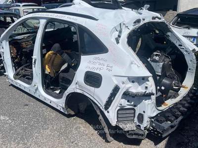 Ford Kuga 2.5 Plug In Hybrid 225cv Ritrovamento da Furto Bianco usata Sarno