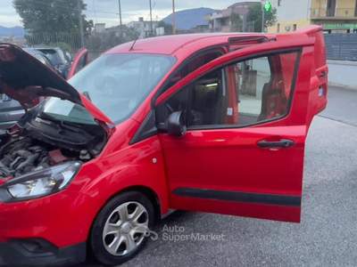 Ford Transit Courier 1.5 TDCi 100CV Van Trend Rosso usata Sarno
