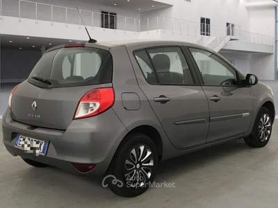 Renault Clio 1.2 16V 5 porte GPL Yahoo! Ok Neopatentati Km Cert Grigio usata Sarno