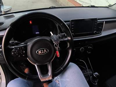 Kia Rio Unico proprietario non Fumatore Bianco usata Cellole
