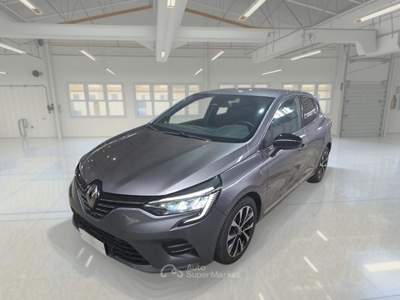 Renault Clio RENAULT CLIO 1.0 TCE 67KW TECHNO 5 PORTE usata Roma