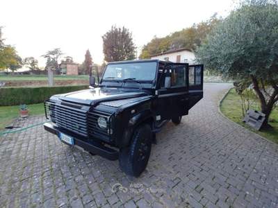 Land Rover Defender Land Rover Defender 90 passo lungo 9 posti Nero usata Castel San Niccolò