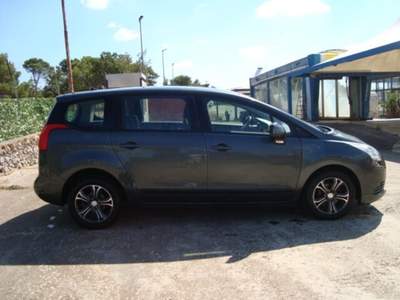 Peugeot 5008 5 POSTI Grigio usata Santeramo in Colle