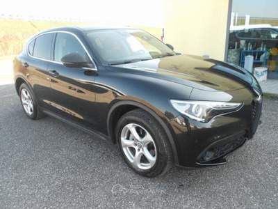 Alfa Romeo Stelvio SUPER Q4 Nero usata Chions