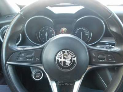 Alfa Romeo Stelvio SUPER Q4 Nero usata Chions