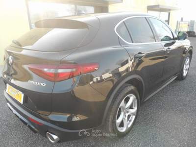 Alfa Romeo Stelvio SUPER Q4 Nero usata Chions