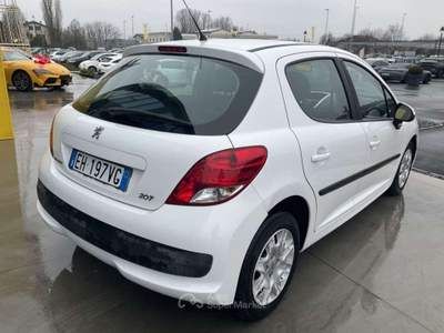 Peugeot 207 1.4 HDi 70CV 5p. Access Bianco usata Pieve di Cento