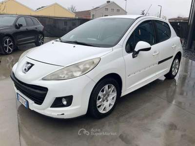 Peugeot 207 1.4 HDi 70CV 5p. Access Bianco usata Pieve di Cento