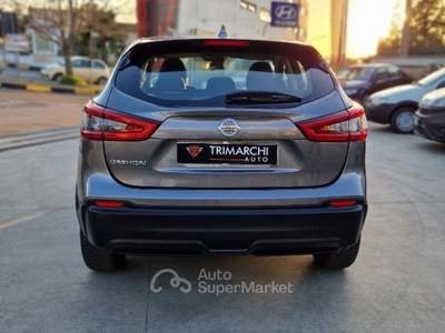 Nissan Qashqai 1.3 DIG-T 140 CV Business Nero usata Polistena