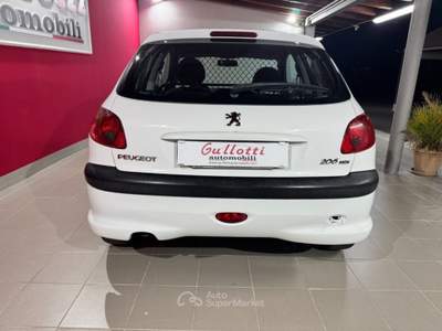 Peugeot 206 1.4 HDi XAD Van AUTOCARRO 2POSTI Bianco usata Bronte