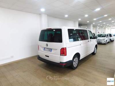 Volkswagen Multivan 2.0 TDI 110 CV T6 P.C.TRENDLINE  Bianco usata Isola del Liri