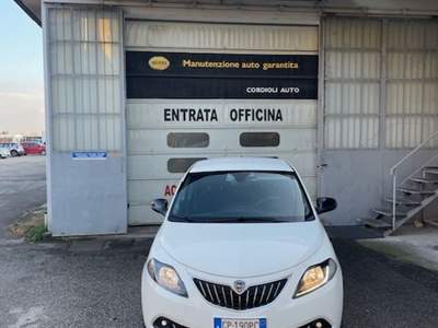 Lancia Ypsilon USATO TENUTO MOLTO BENE Bianco usata Villafranca di Verona